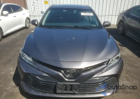 2019 Toyota Camry L из США, поврежденный, VIN 4T1B11HK0KU239394